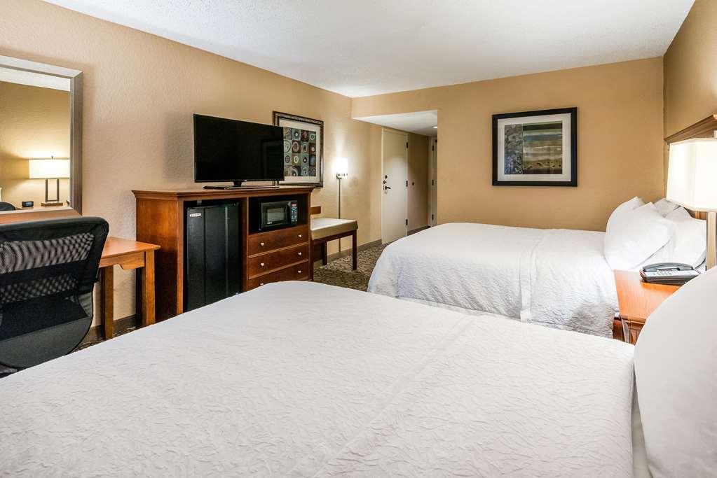 Hampton Inn Gainesville Room photo