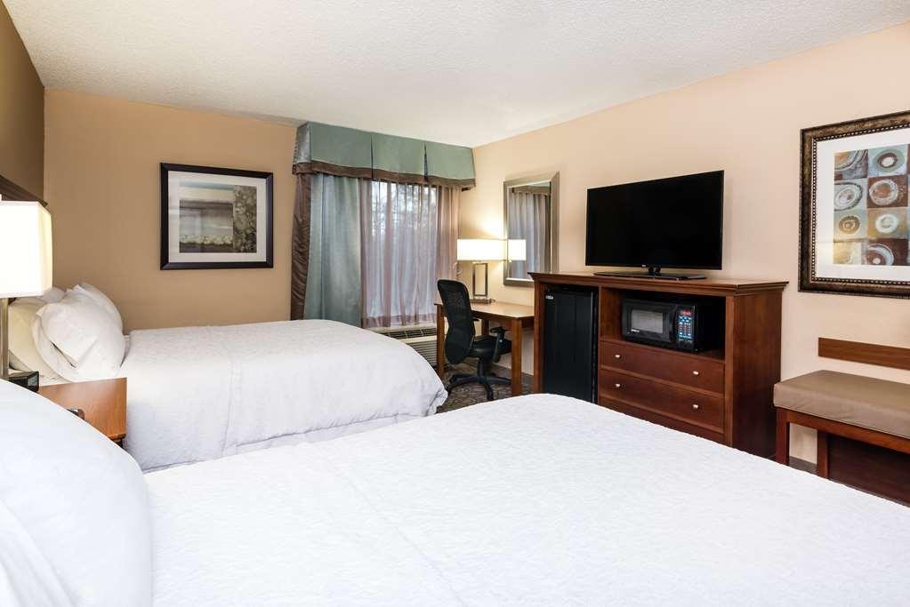 Hampton Inn Gainesville Room photo