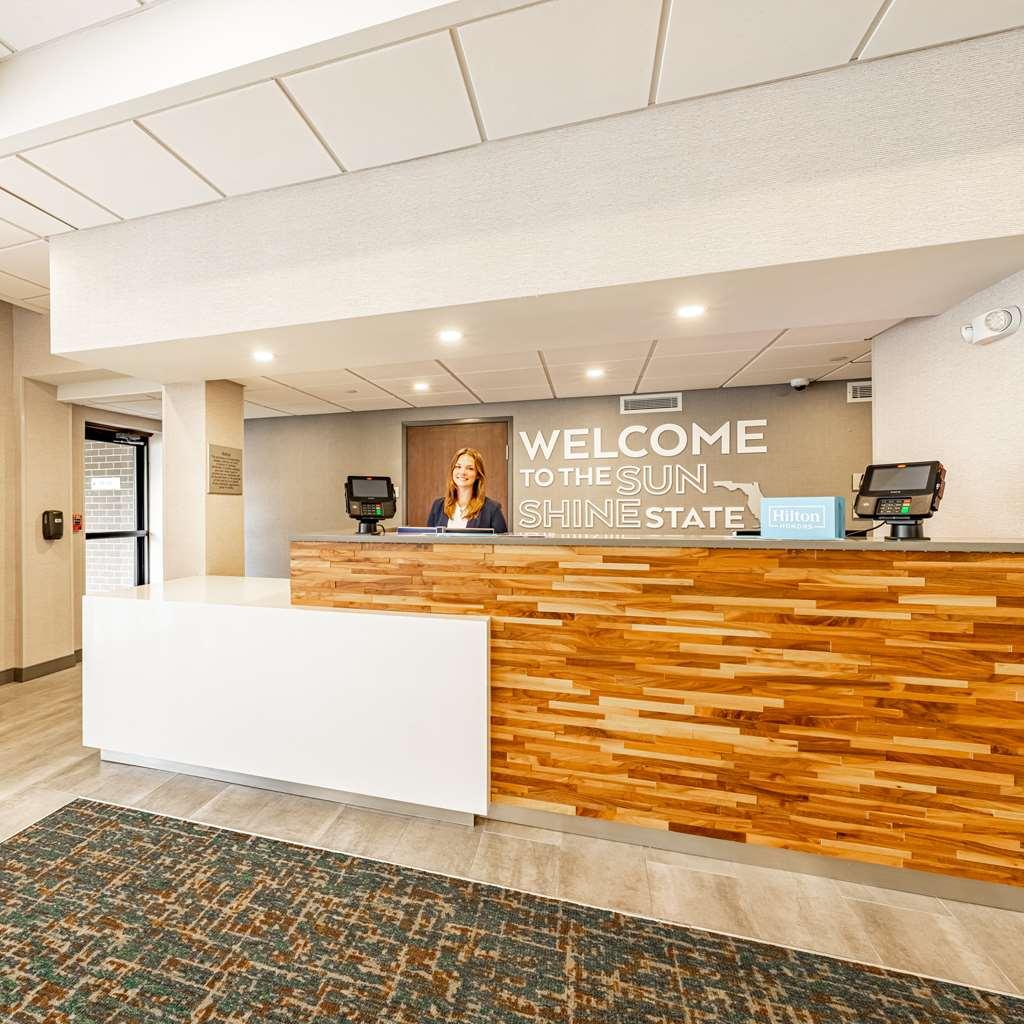 Hampton Inn Gainesville Exterior photo