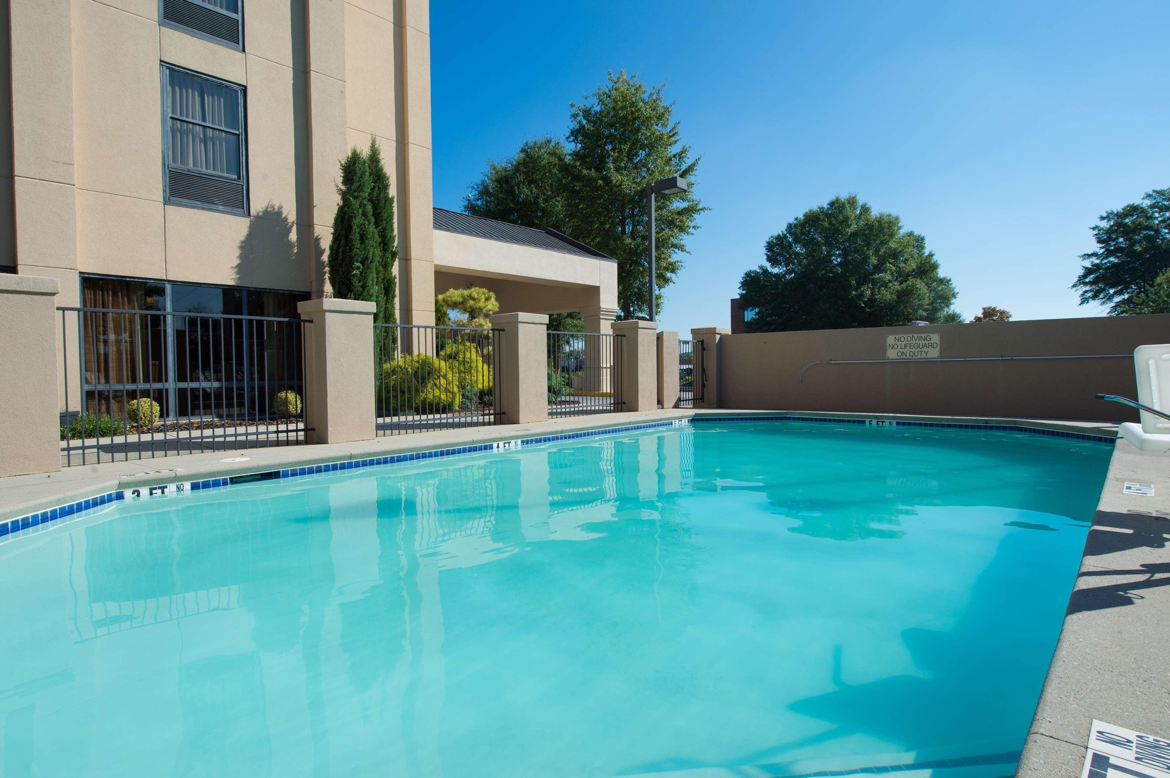 Hampton Inn Gainesville Exterior photo